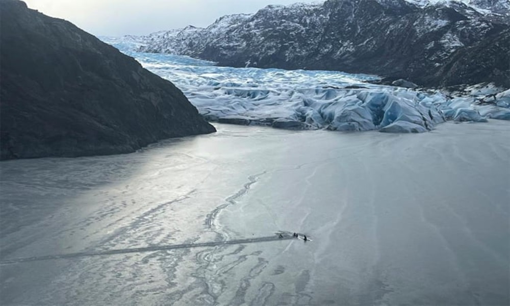 Pilot, children survive Alaska plane crash into icy lake
