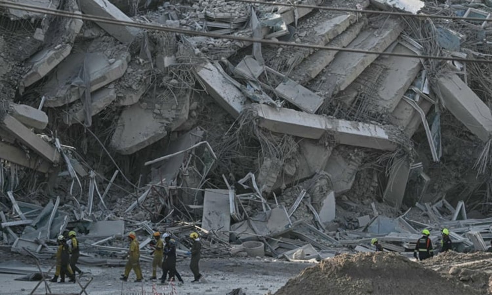 Myanmar quake toll passes 1,000 as rescuers dig for survivors