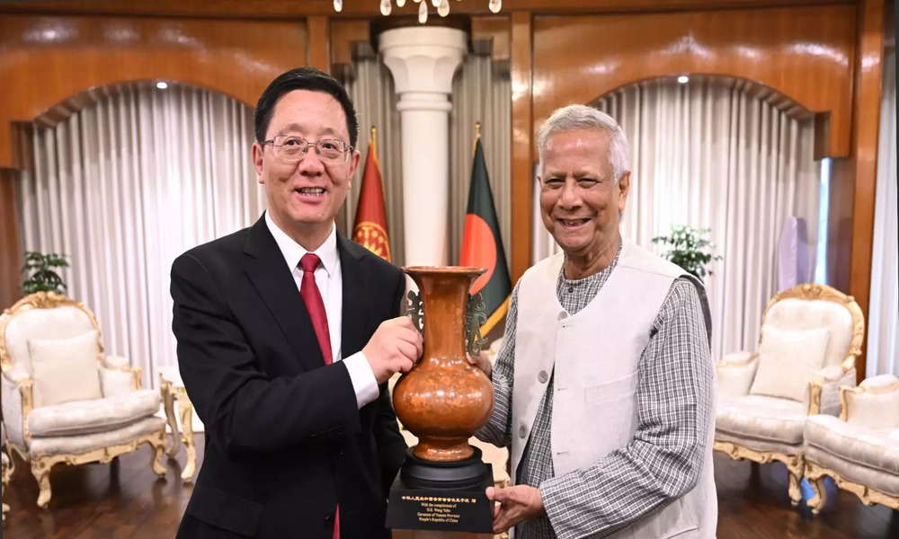 Want to be good, close neighbours, says Prof Yunus seeking stronger Dhaka-Beijing ties 
