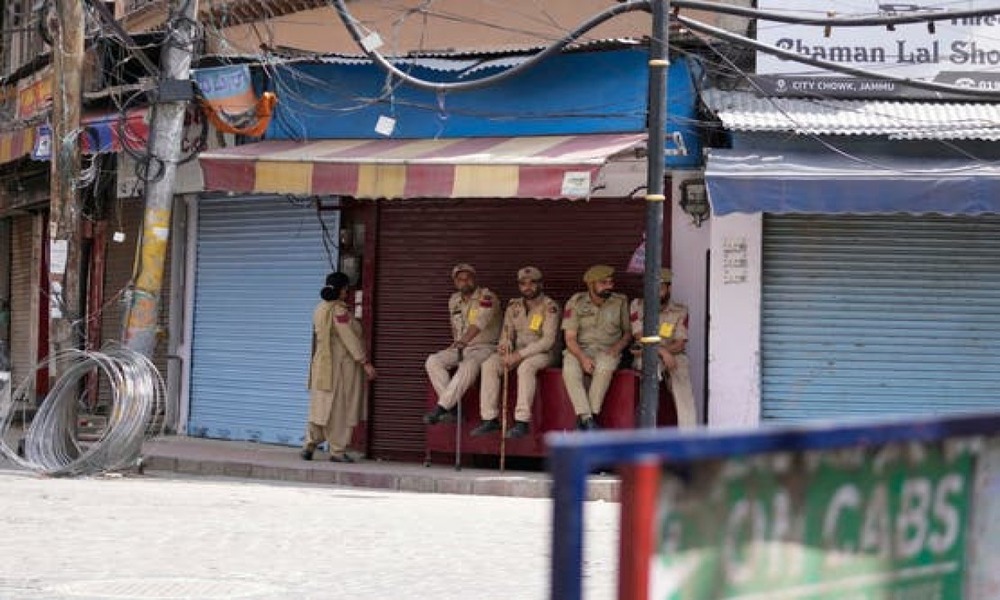 Tension rises between India and Pakistan 