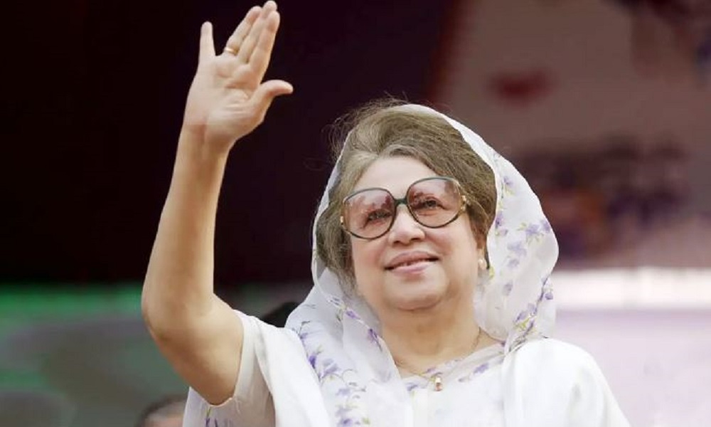 Khaleda Zia lands on home soil; Zubaida reunites with her roots