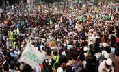 Protest seeking AL ban: crowd grows larger at Shahbagh
