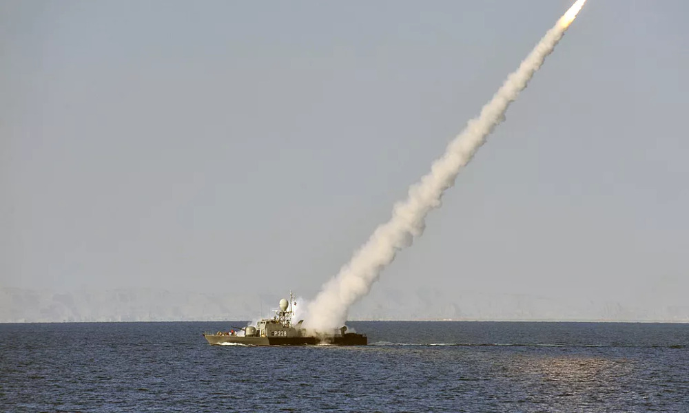 Iran mulling closure of Hormuz Strait 