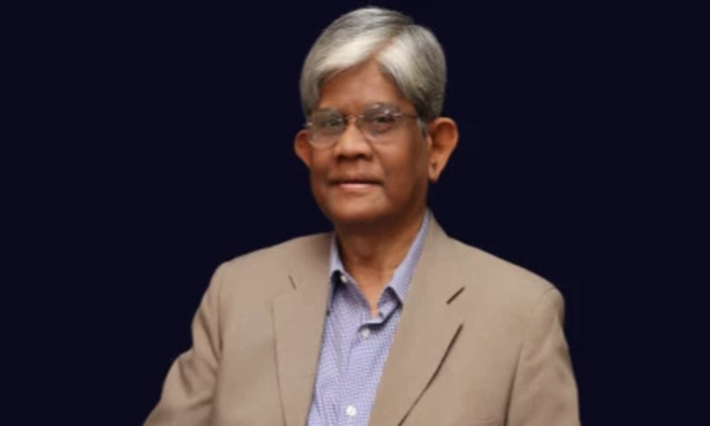 No plan to raise fuel prices right now: Finance Adviser  
