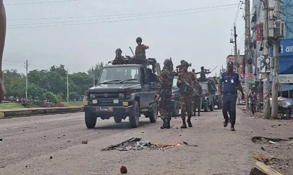 Curfew imposed in Gopalganj amid escalating tensions
